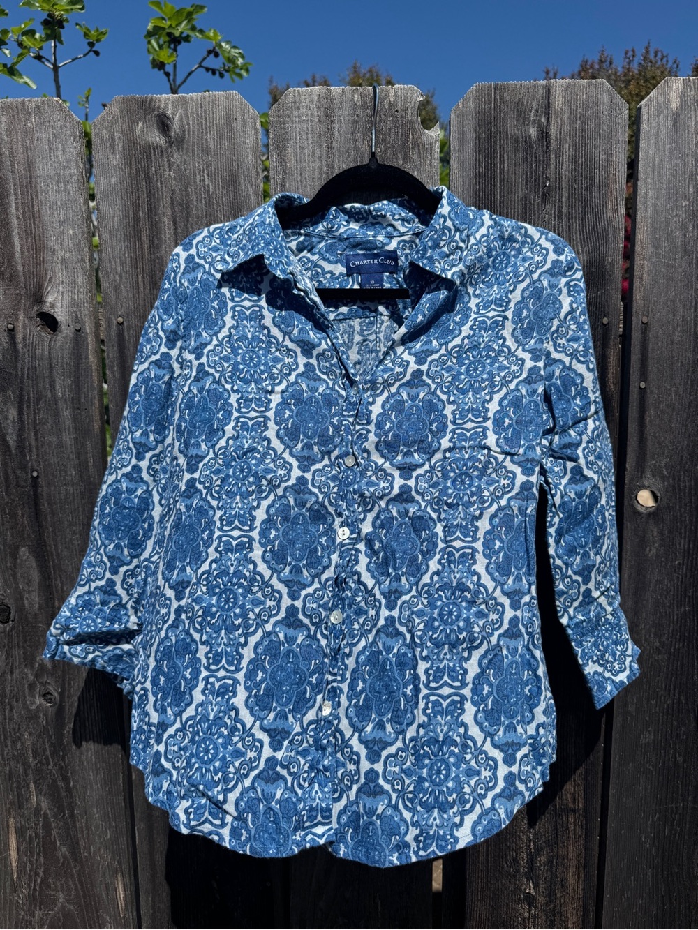 Vintage 100% Linen Charter Club Blue & White Floral Button Up Summer Shirt